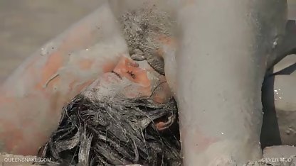 جوان جانت می شود کلیپ سکسی خارجی کوتاه سوراخ او