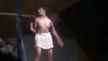 UND IHR طلا, ارضا روی صورت کلیپهای کوتاه سکسی